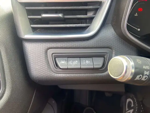 Renault Clio view 9