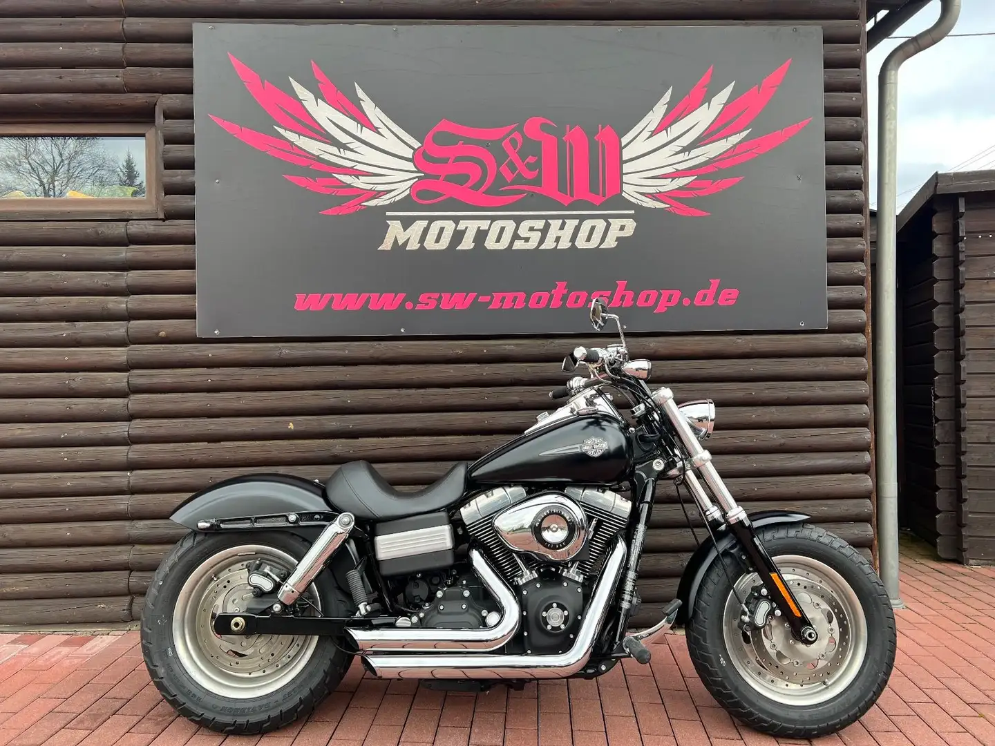 Harley-Davidson FXD F Dyna Fat Bob *viele Extras* Schwarz - 1