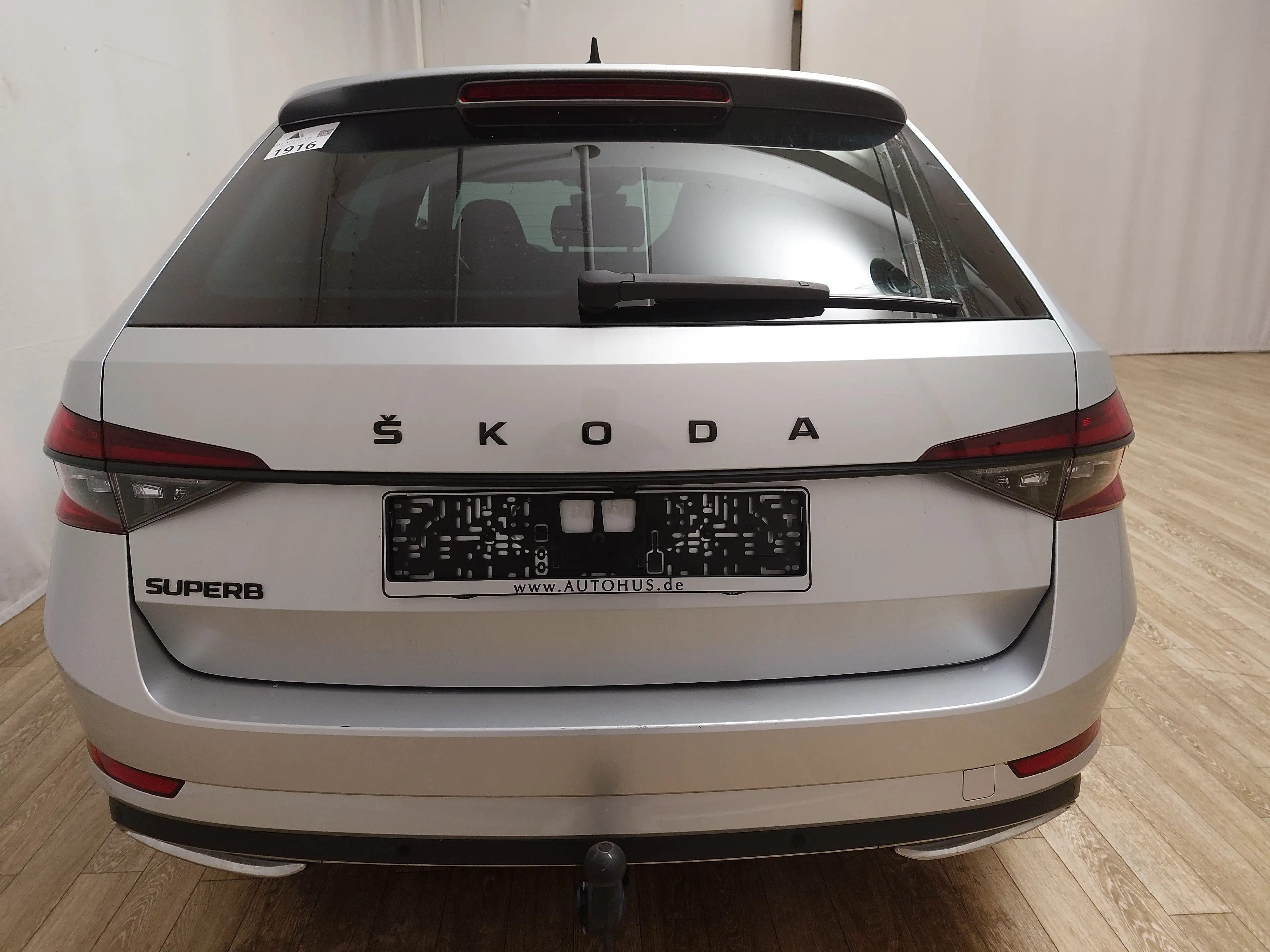 Skoda Superb Combi 2.0 TDI Sportline NAVI LED AHK — photo 14