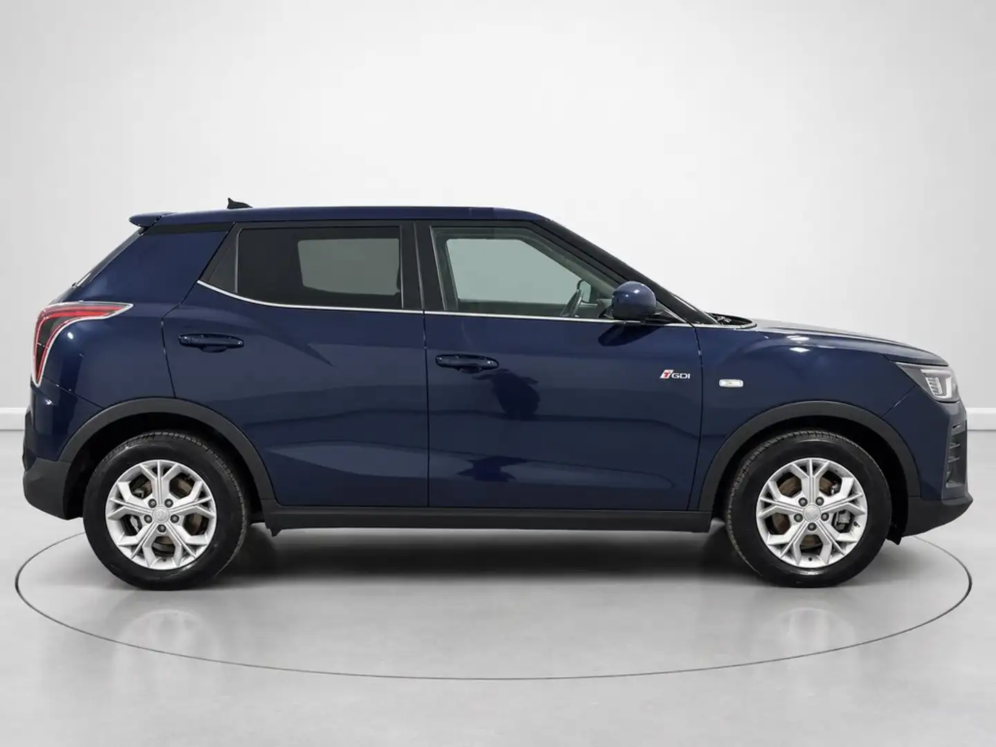 SsangYong Tivoli G15 Line LP 4x2 Blanco - 2
