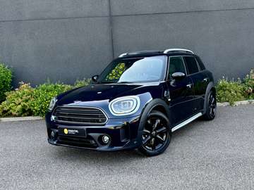 1.5 Automatique * Toit panoramique ouvrant * Harman Kardon * Caméra *