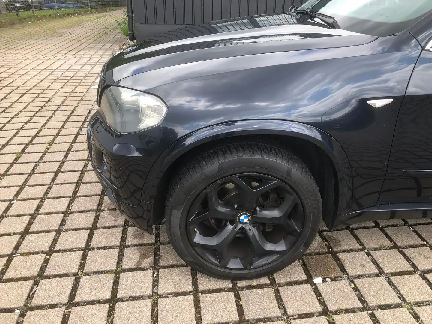 BMW X5 3.0d M Sport Paket Panorama Kamera 7-Sitze Schwarz - 2