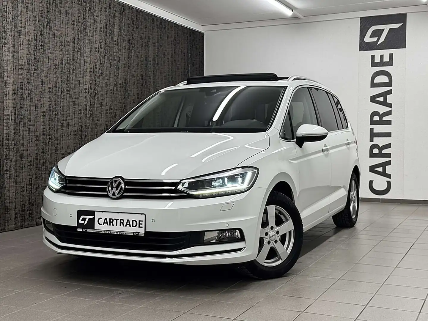 Volkswagen Touran Highline 1,6 SCR TDI DSG / LED/ PANORAMAD./ ACC... Weiß - 2