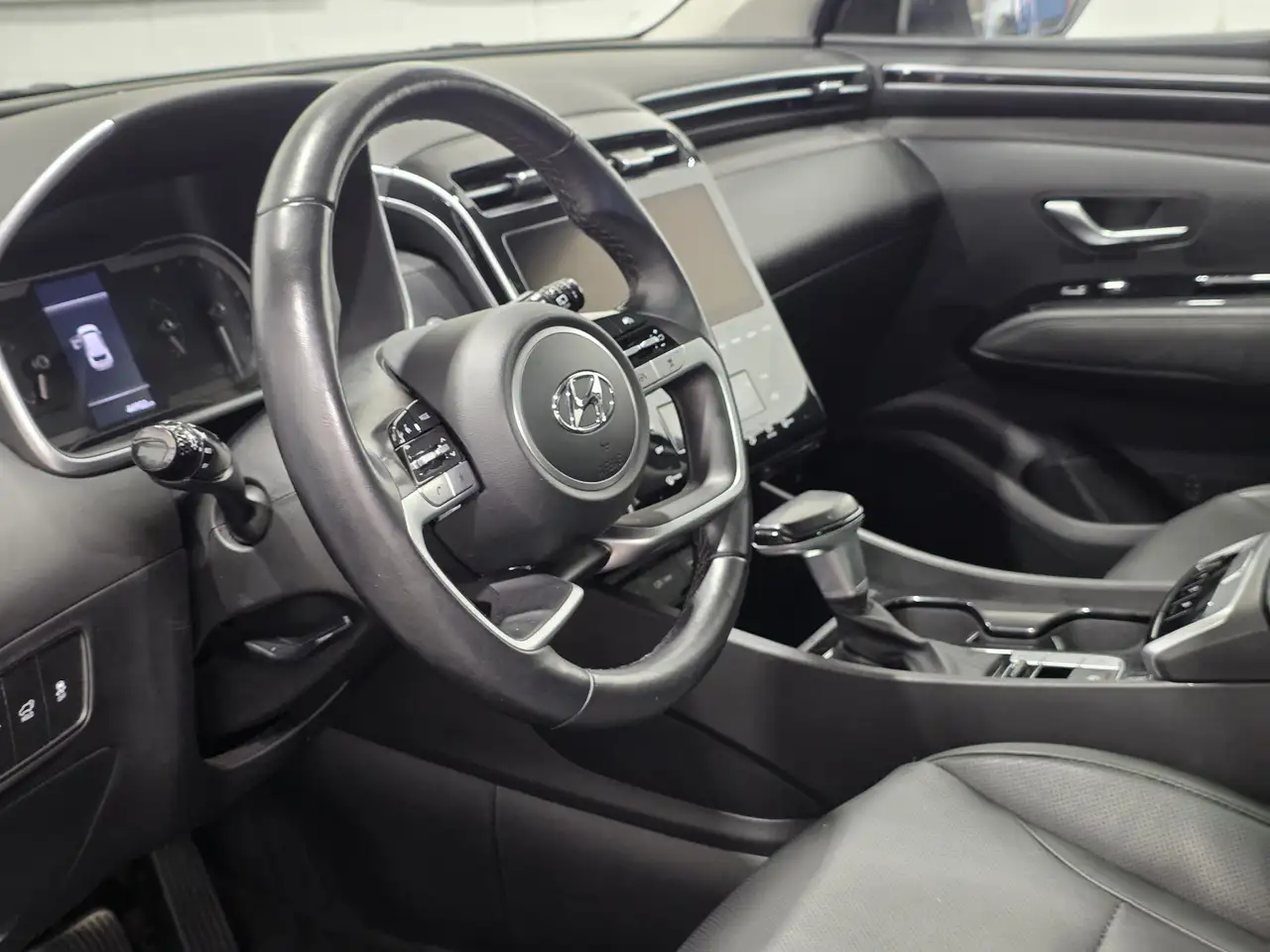 Hyundai TUCSON снимка Hyundai TUCSON