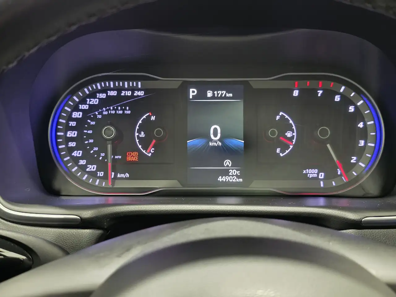 Hyundai TUCSON снимка Hyundai TUCSON