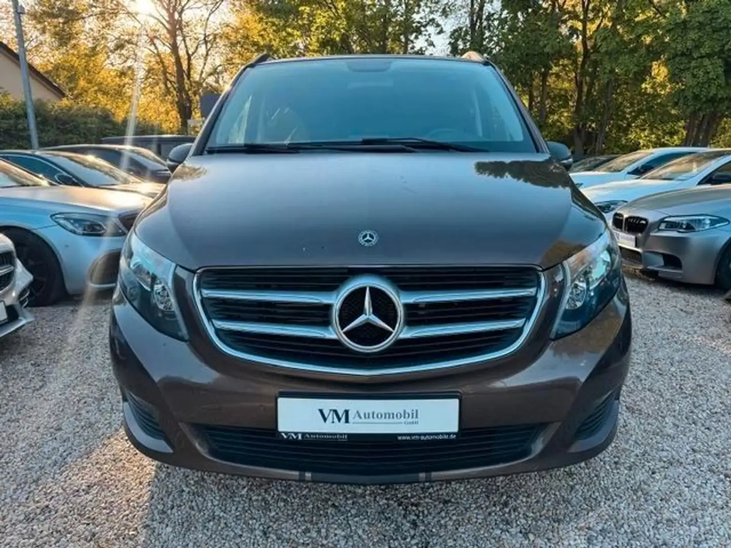 Mercedes-Benz V 200 V 220 d RISE lang 7Sitz*Navi*Tempo*SitzHz. Braun - 2