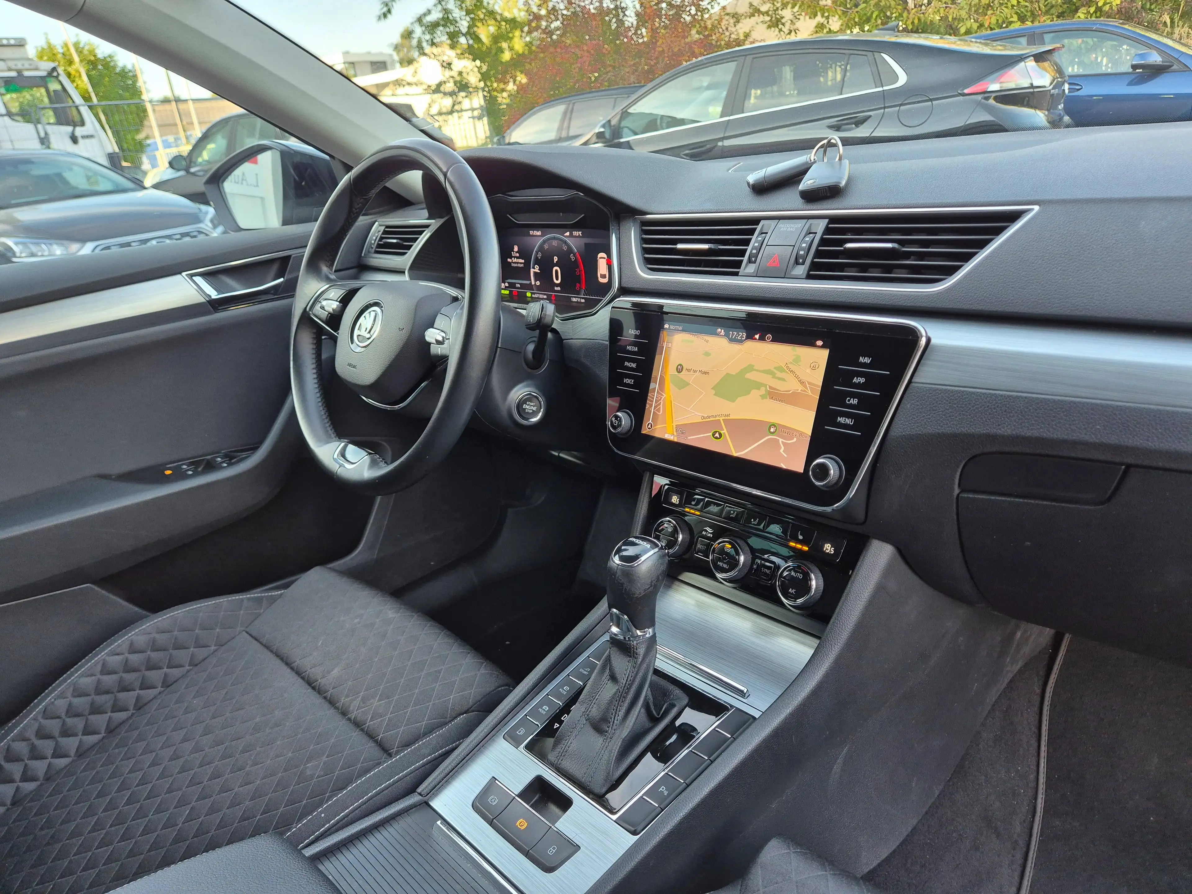 Skoda Superb 1.4 TSI IV // PHEV HYBRID // DSG // 2022 ! — photo 9