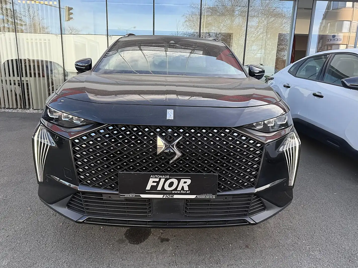 DS Automobiles DS 7 Crossback DS7 E-Tense4x4 300 Collection Antoine de Saint ... Schwarz - 2