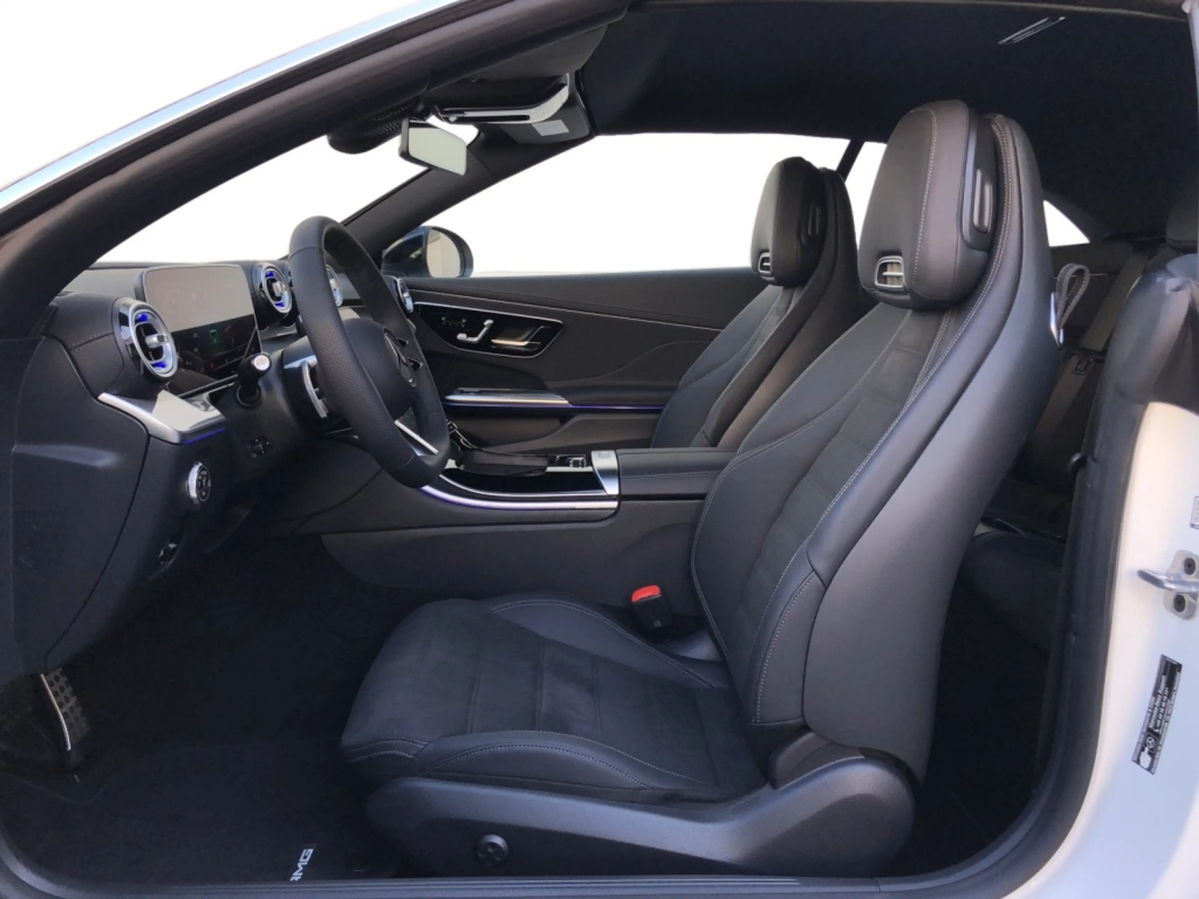 Mercedes-Benz CLE 180 Cabrio AMG AMG+ILS+MBUX+Night+Wide+360 — photo 8