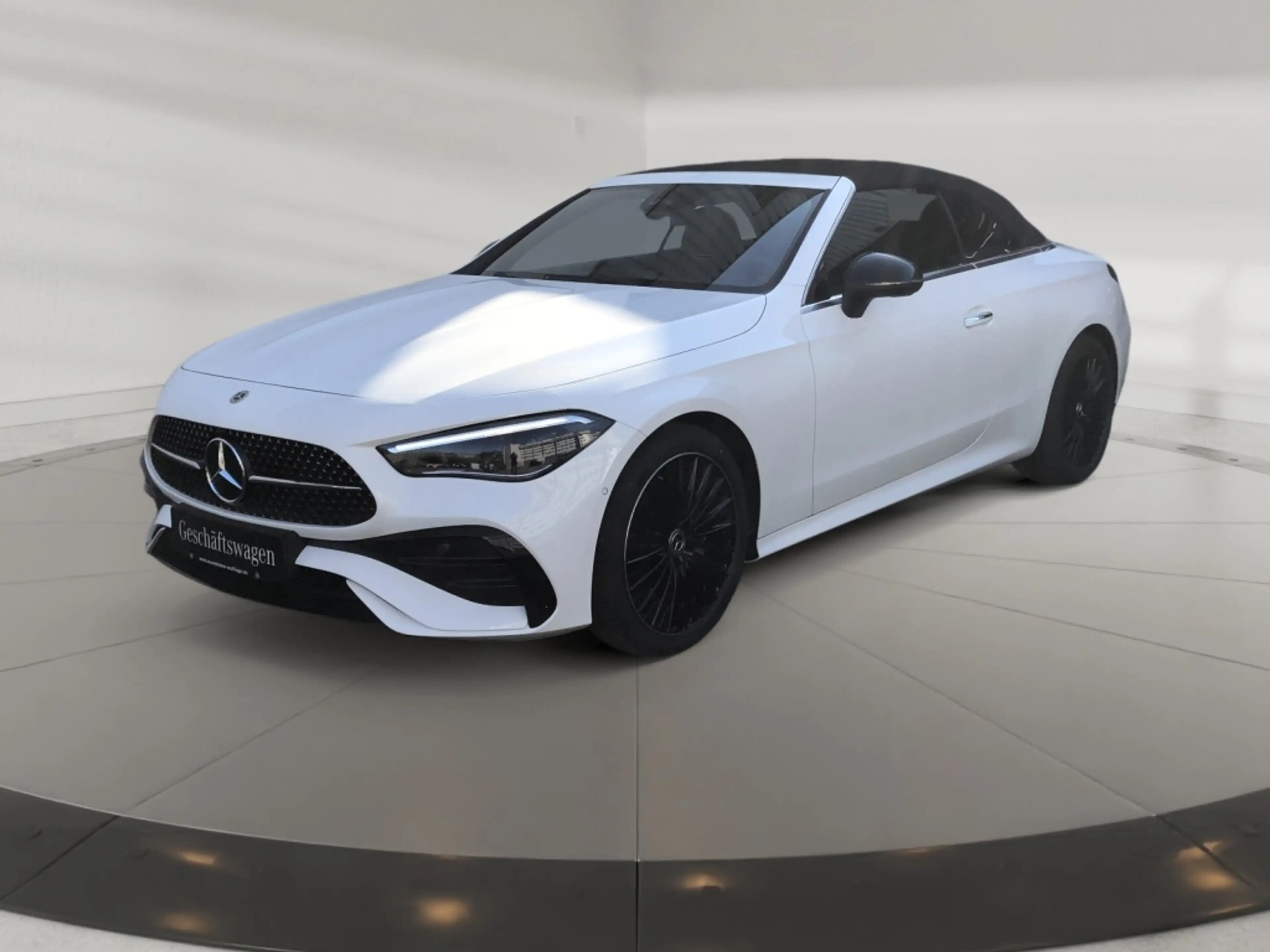 Mercedes-Benz CLE 180 Cabrio AMG AMG+ILS+MBUX+Night+Wide+360 — photo 2