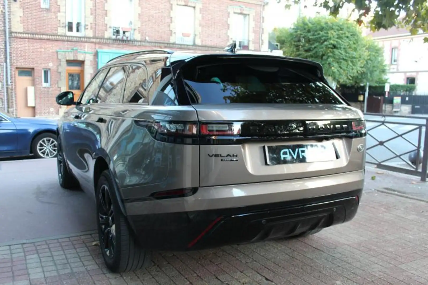 Land Rover Range Rover Velar 240 4wd r-dynamic - 2