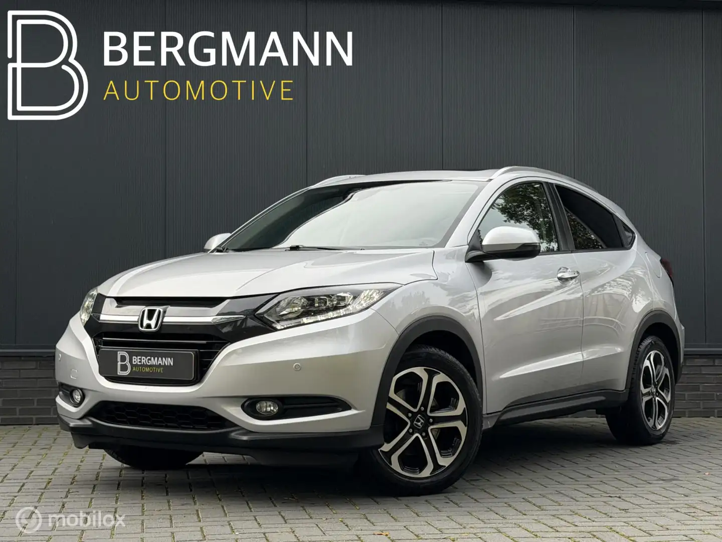 Honda HR-V 1.5 i-VTEC Elegance|Panorama|camera|stoelverwarmin Grijs - 1