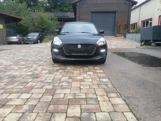 Suzuki Swift Basic / Klima / TÜV 04 2027 / 1 Hand