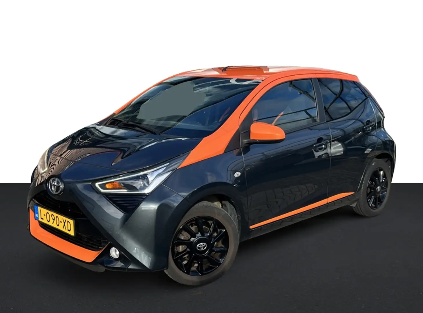 Toyota Aygo 1.0 VVT-i JBL Grau - 1
