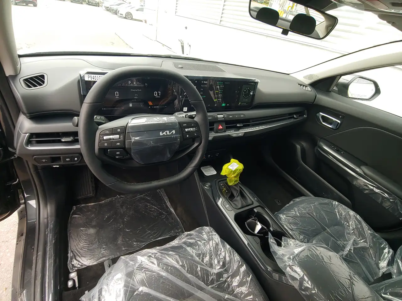 Kia K4 снимка Kia K4