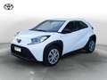 Toyota Aygo X 1.0 VVT-i 72 CV 5 porte Active S-CVT Weiß - thumbnail 1