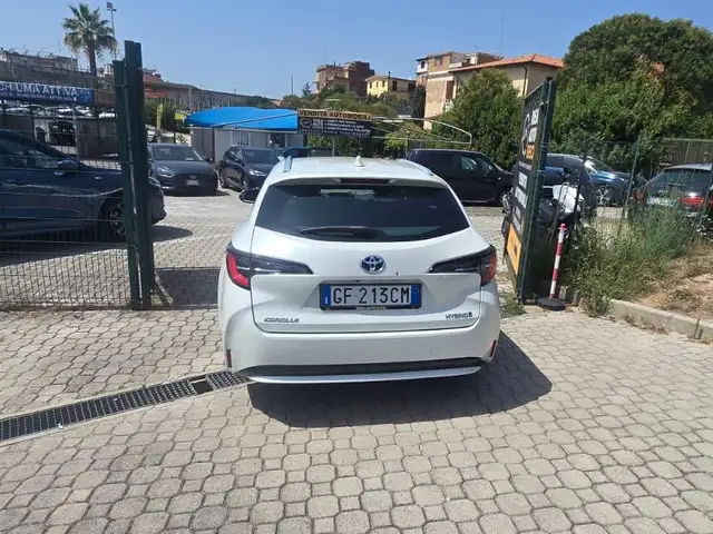 Toyota Corolla view 5