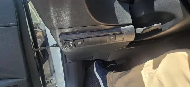 Toyota Corolla view 8