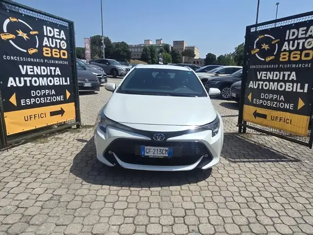 Toyota Corolla view 2