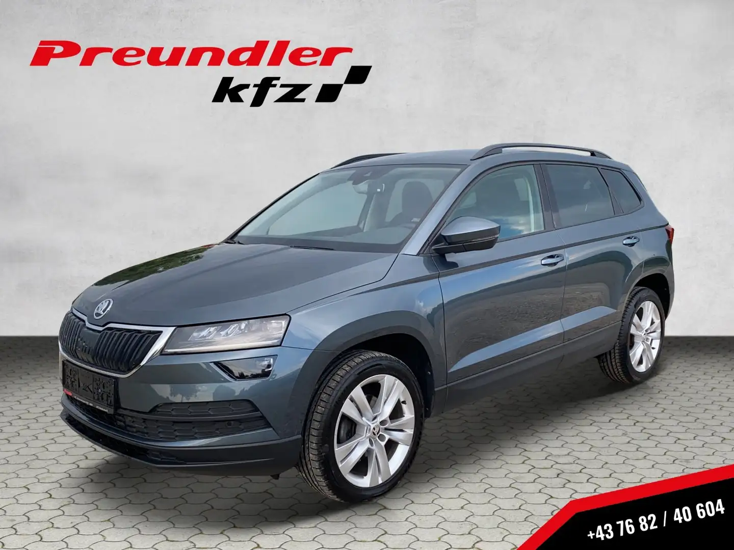 Skoda Karoq Style Grau - 1
