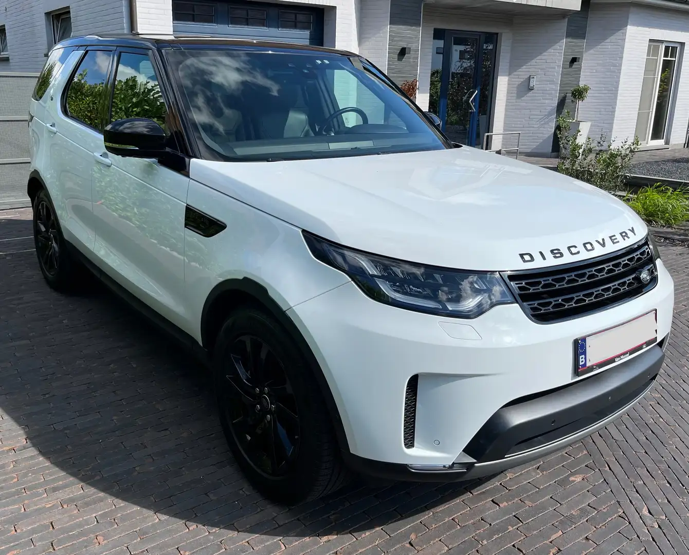 Land Rover Discovery 3.0 SDV6 HSE (incl. Approved Garantie*) Wit - 2
