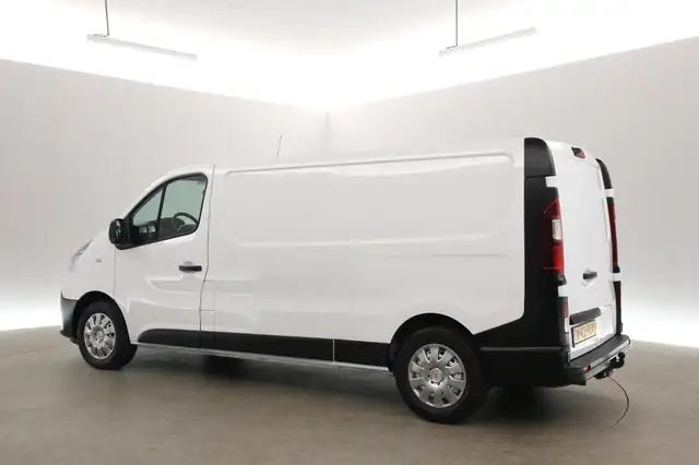 Renault Trafic view 4