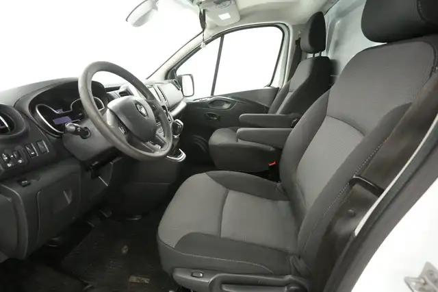 Renault Trafic view 25