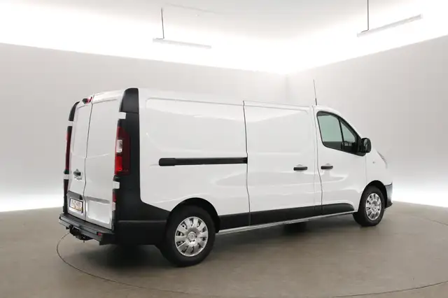 Renault Trafic view 29