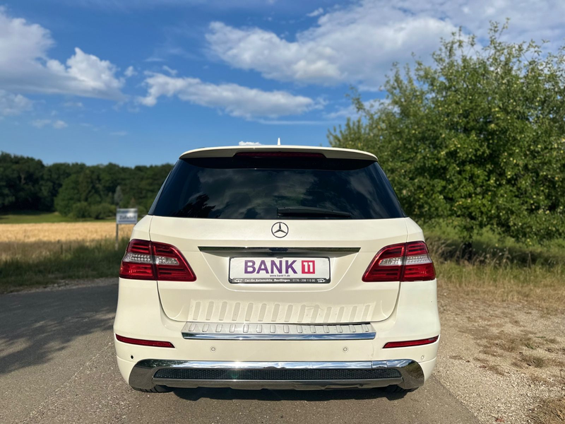 Mercedes-Benz ML 350 BlueTec 4Matic*AMG Line*AHK*Pano*Night* — photo 5