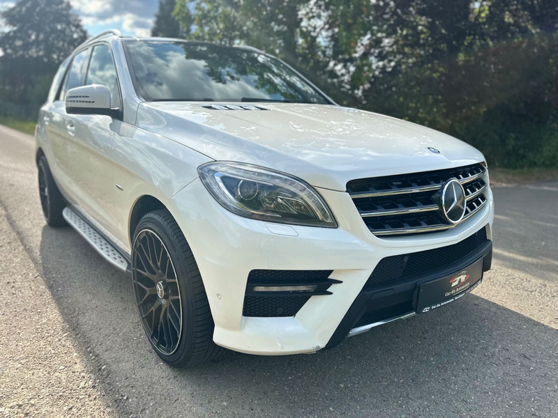 Mercedes-Benz ML 350 BlueTec 4Matic*AMG Line*AHK*Pano*Night* — photo 2