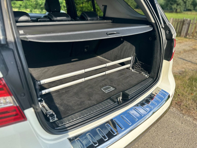 Mercedes-Benz ML 350 BlueTec 4Matic*AMG Line*AHK*Pano*Night* — photo 13