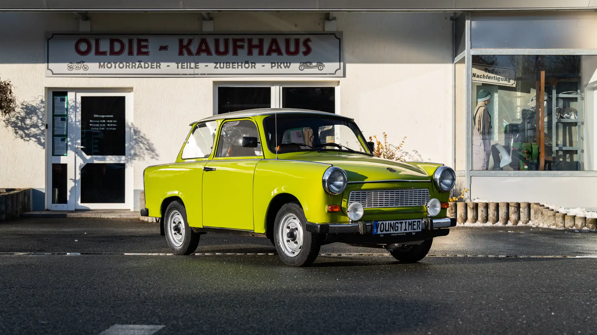 Trabant P601 deluxe Grün - 2