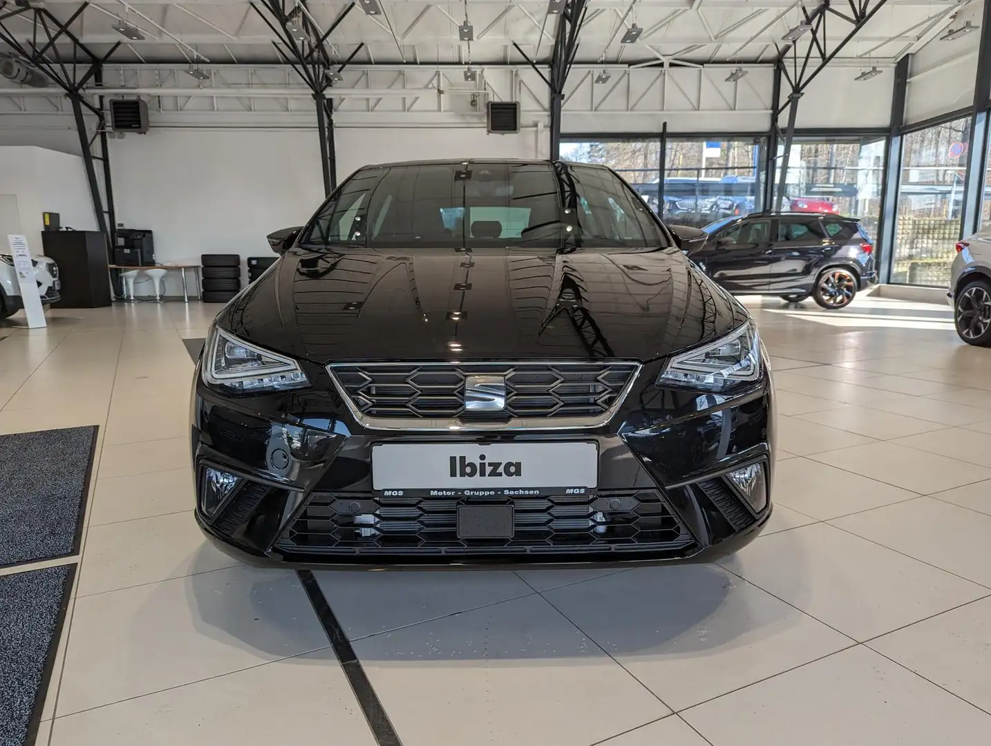 SEAT Ibiza 1.0 TSI FR #ACC #FullLink #Navi #VollLED Schwarz - 2