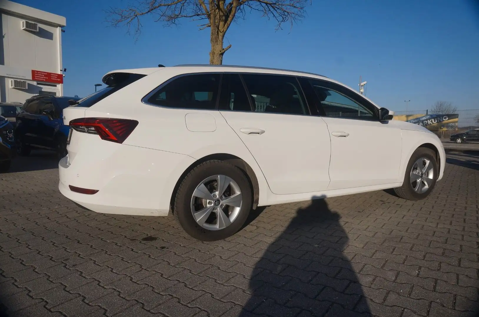 Skoda Octavia DSG NAVI*ACC*TOTWINK*SPUR*HEAD-UP*MEMORY Wit - 2