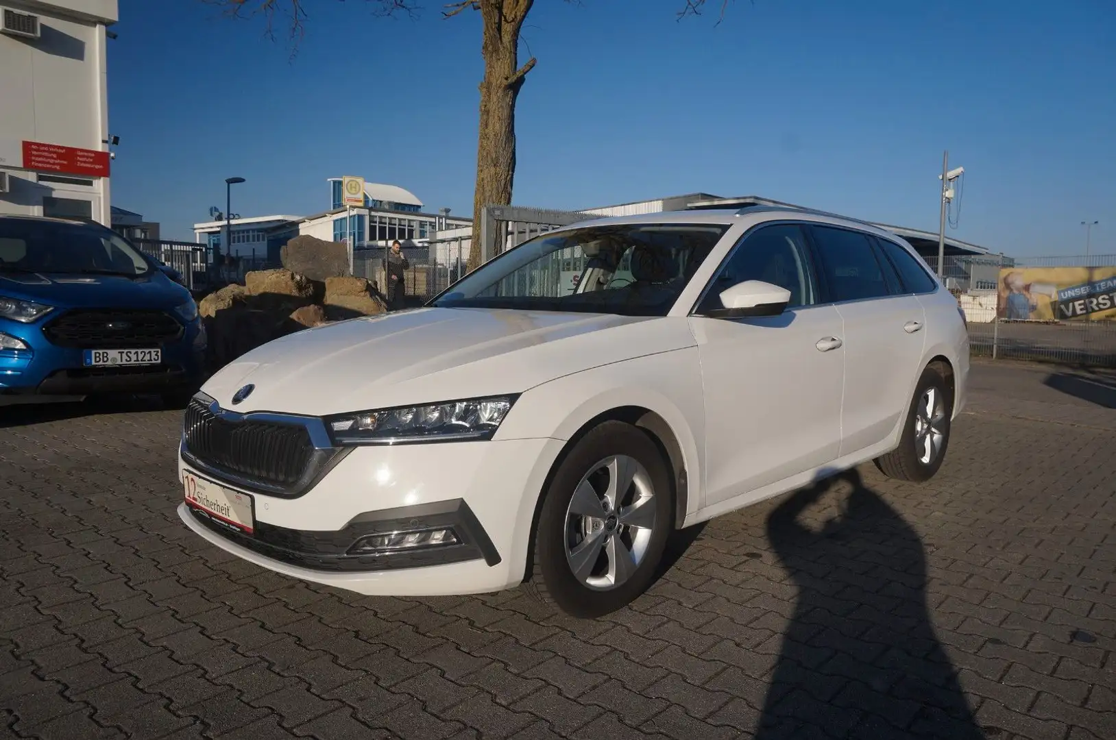 Skoda Octavia DSG NAVI*ACC*TOTWINK*SPUR*HEAD-UP*MEMORY Wit - 1