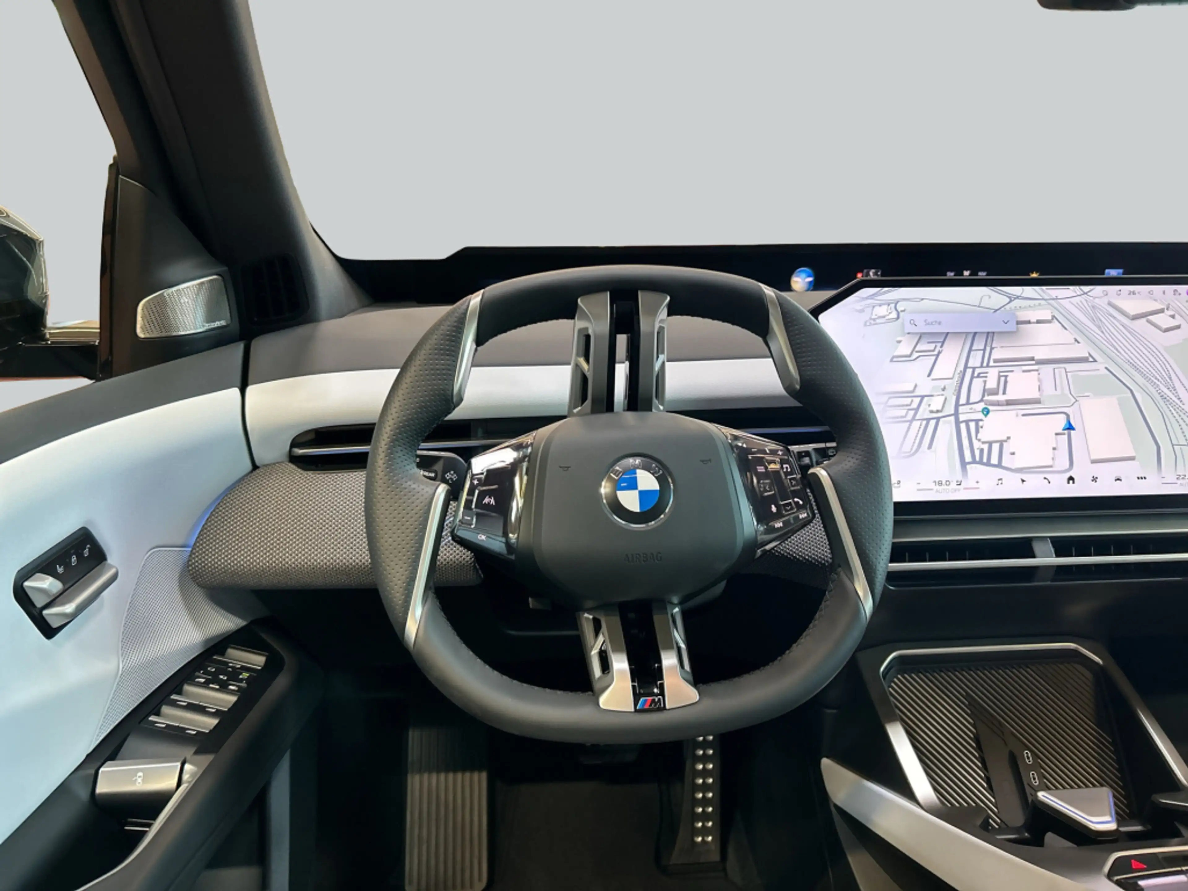 BMW iX3 50 xDrive M-Paket AHK Pano HeadUp H&K — photo 17