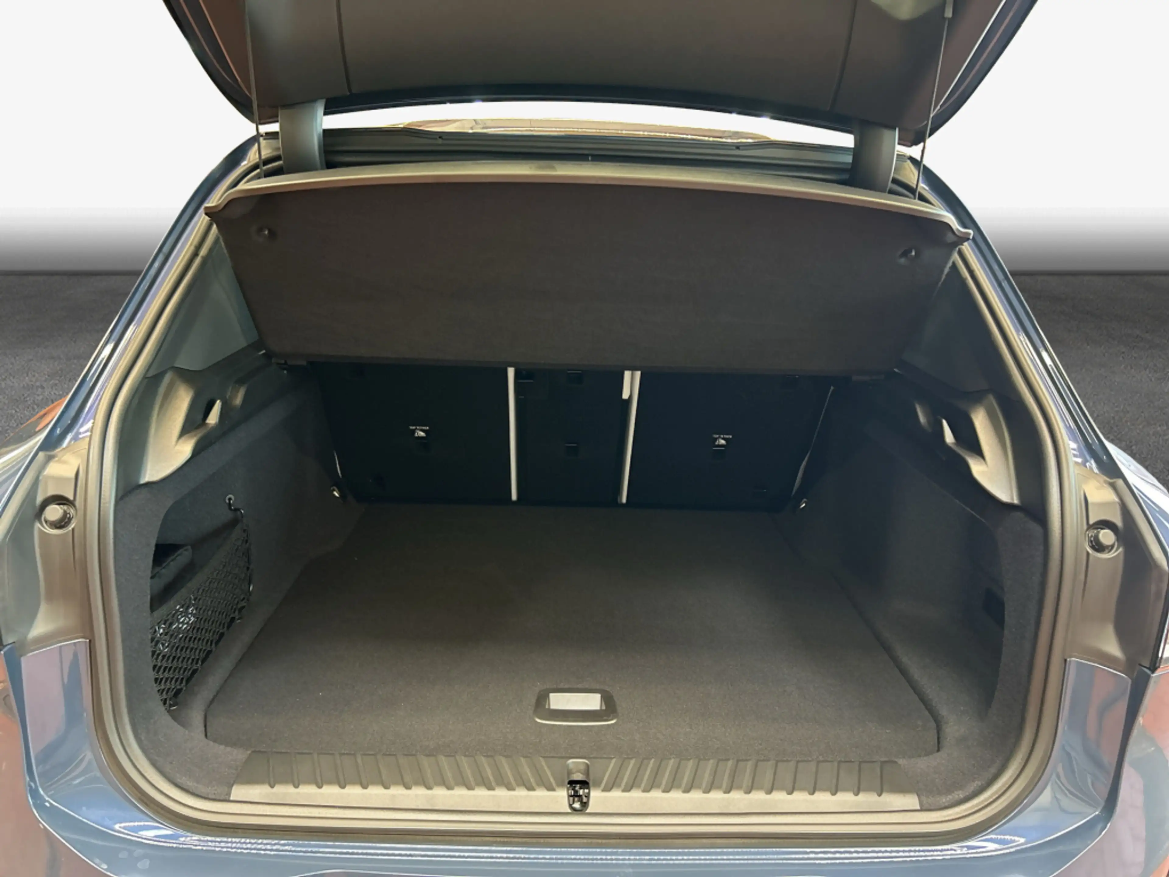BMW iX3 50 xDrive M-Paket AHK Pano HeadUp H&K — photo 9