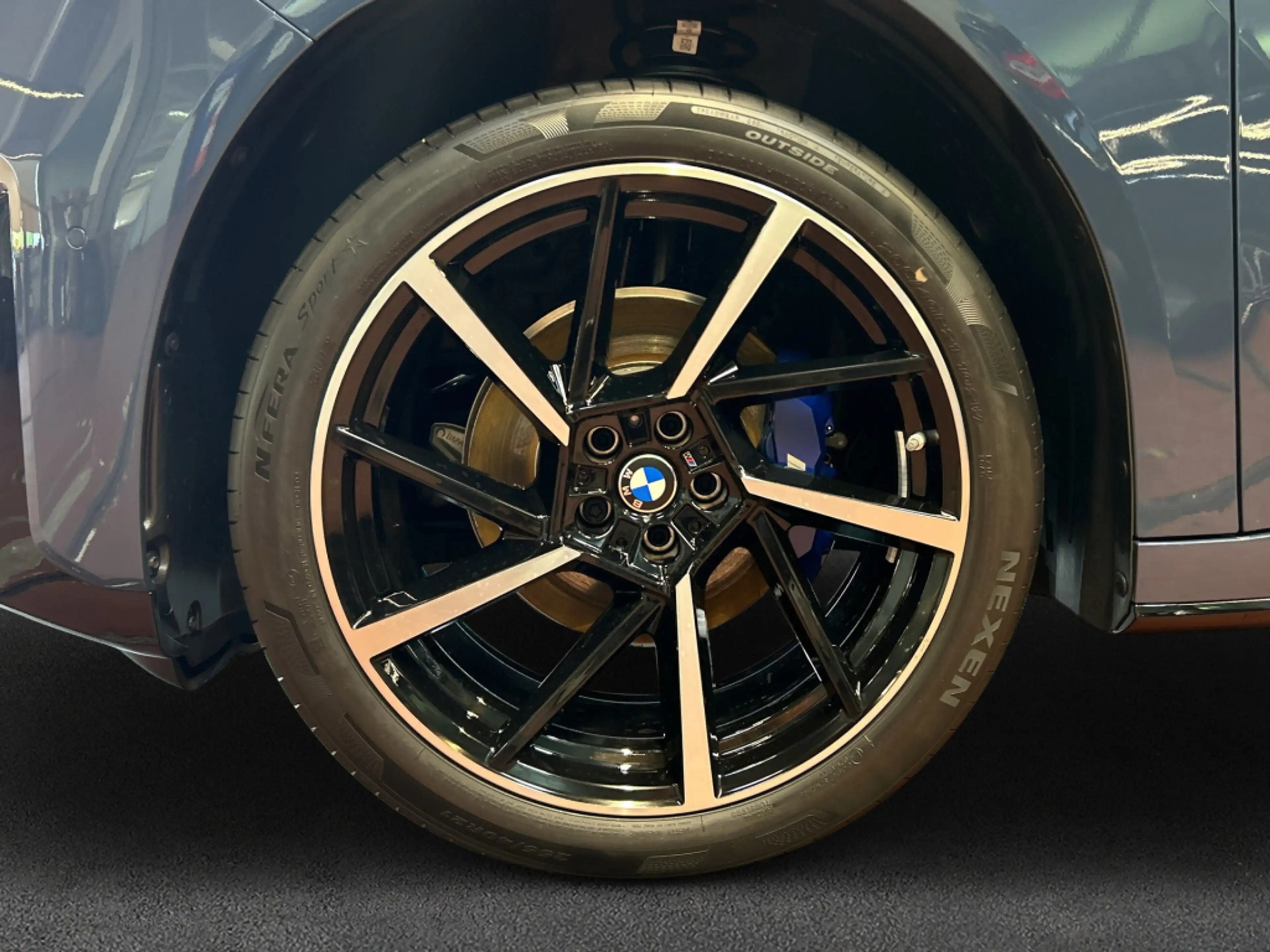 BMW iX3 50 xDrive M-Paket AHK Pano HeadUp H&K — photo 8