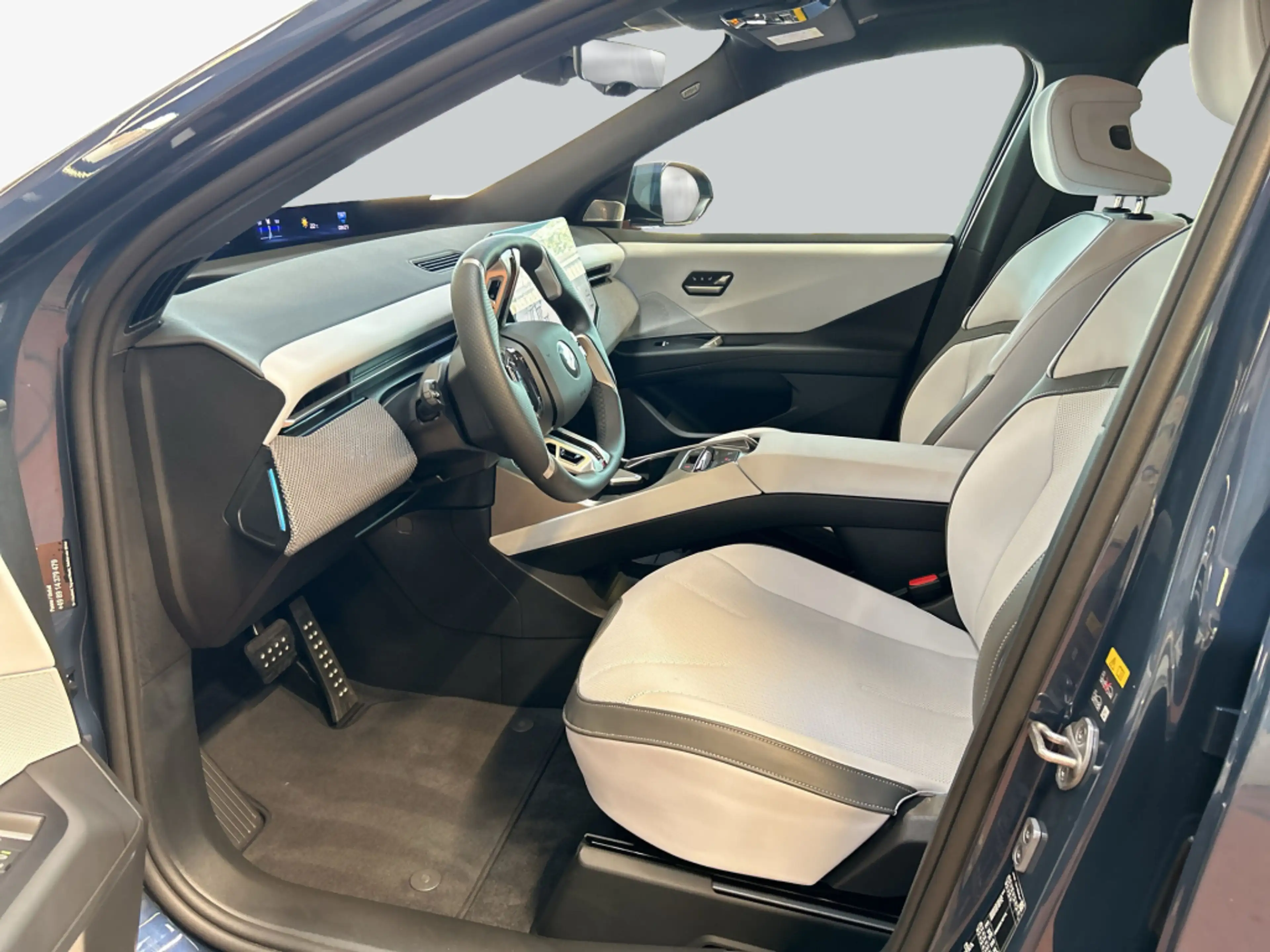 BMW iX3 50 xDrive M-Paket AHK Pano HeadUp H&K — photo 10
