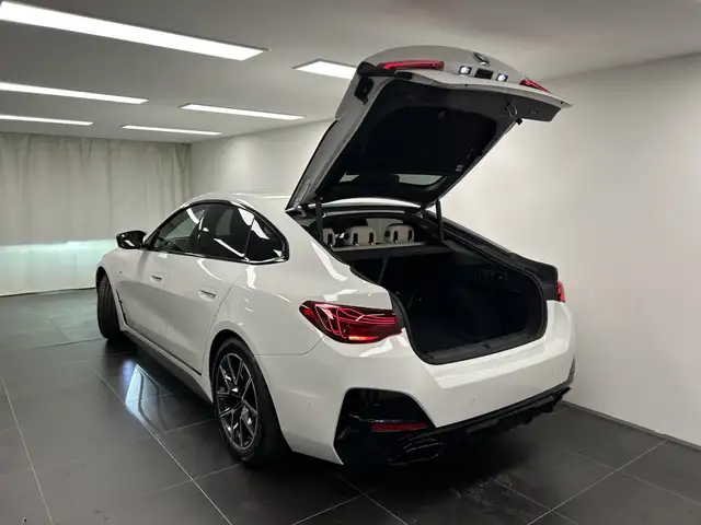 BMW M view 11