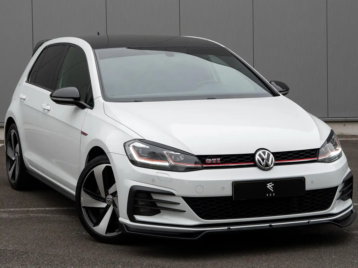 Volkswagen Golf GTI DSG Performance LICHTEVRACHT/VIRTUAL/CAMERA/ACC Blanc - 1
