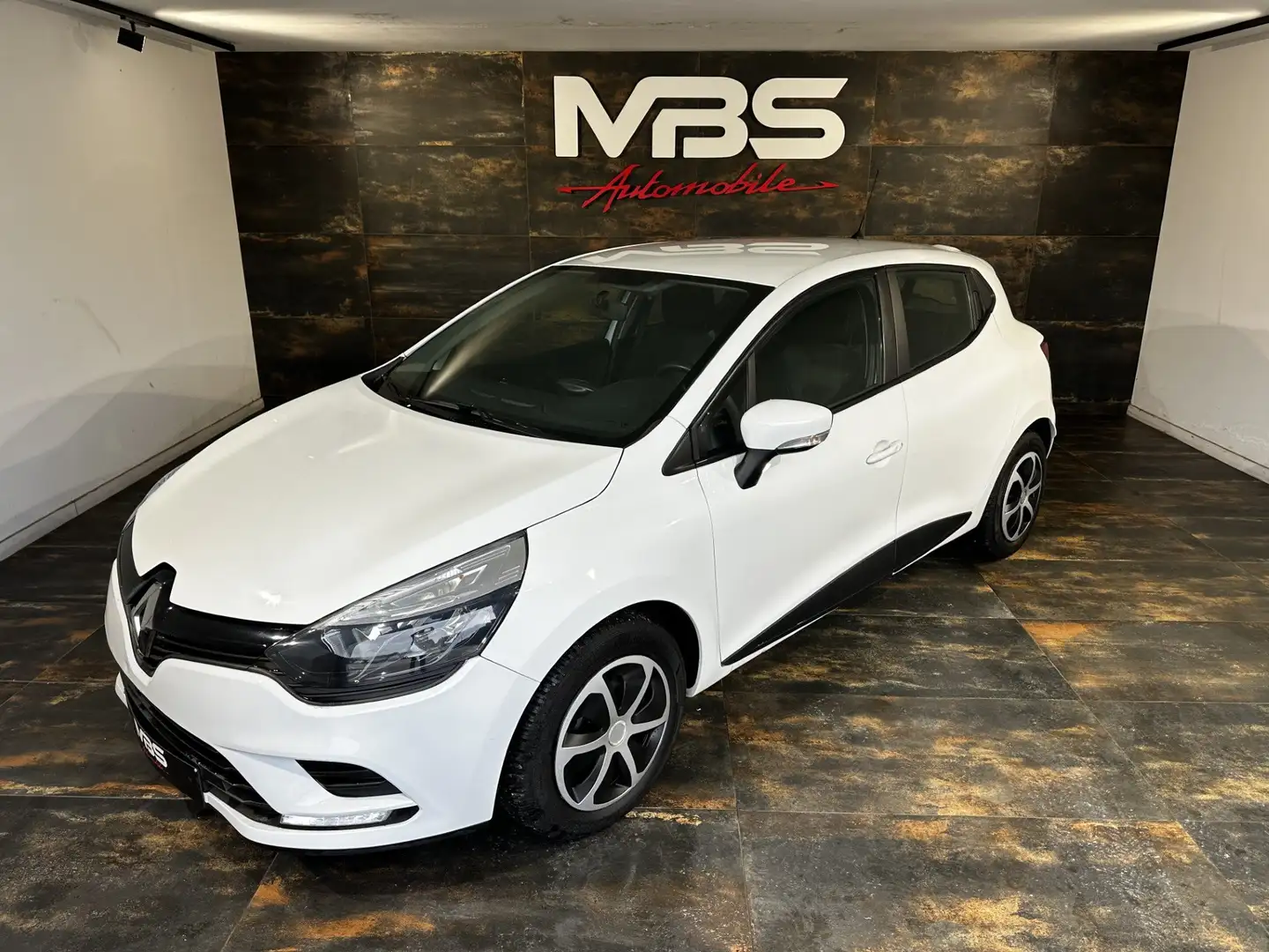 Renault Clio Clim* Vitres Elec* *Bluetooth* Led de jour* Blanc - 2