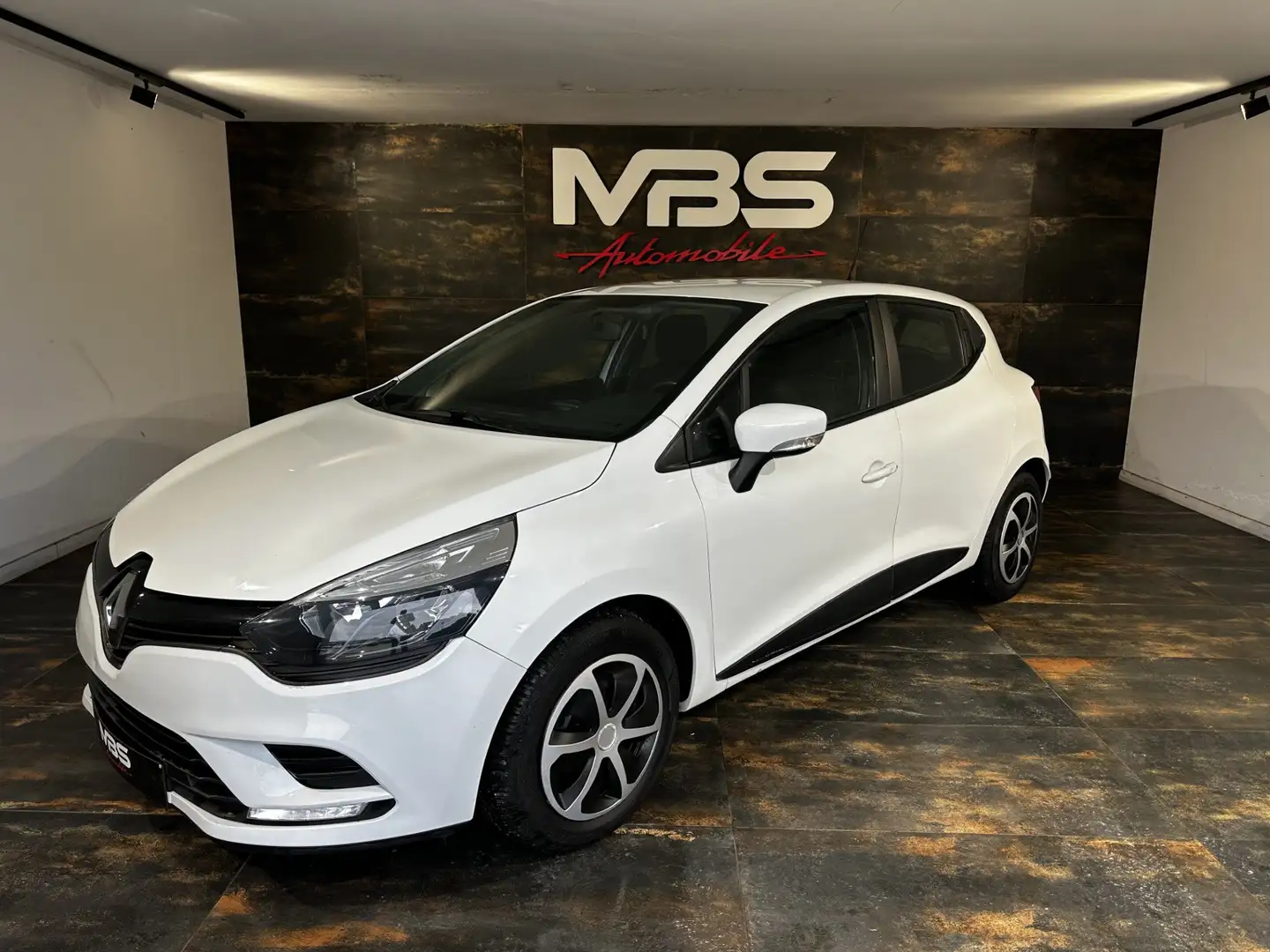 Renault Clio Clim* Vitres Elec* *Bluetooth* Led de jour* Blanc - 1