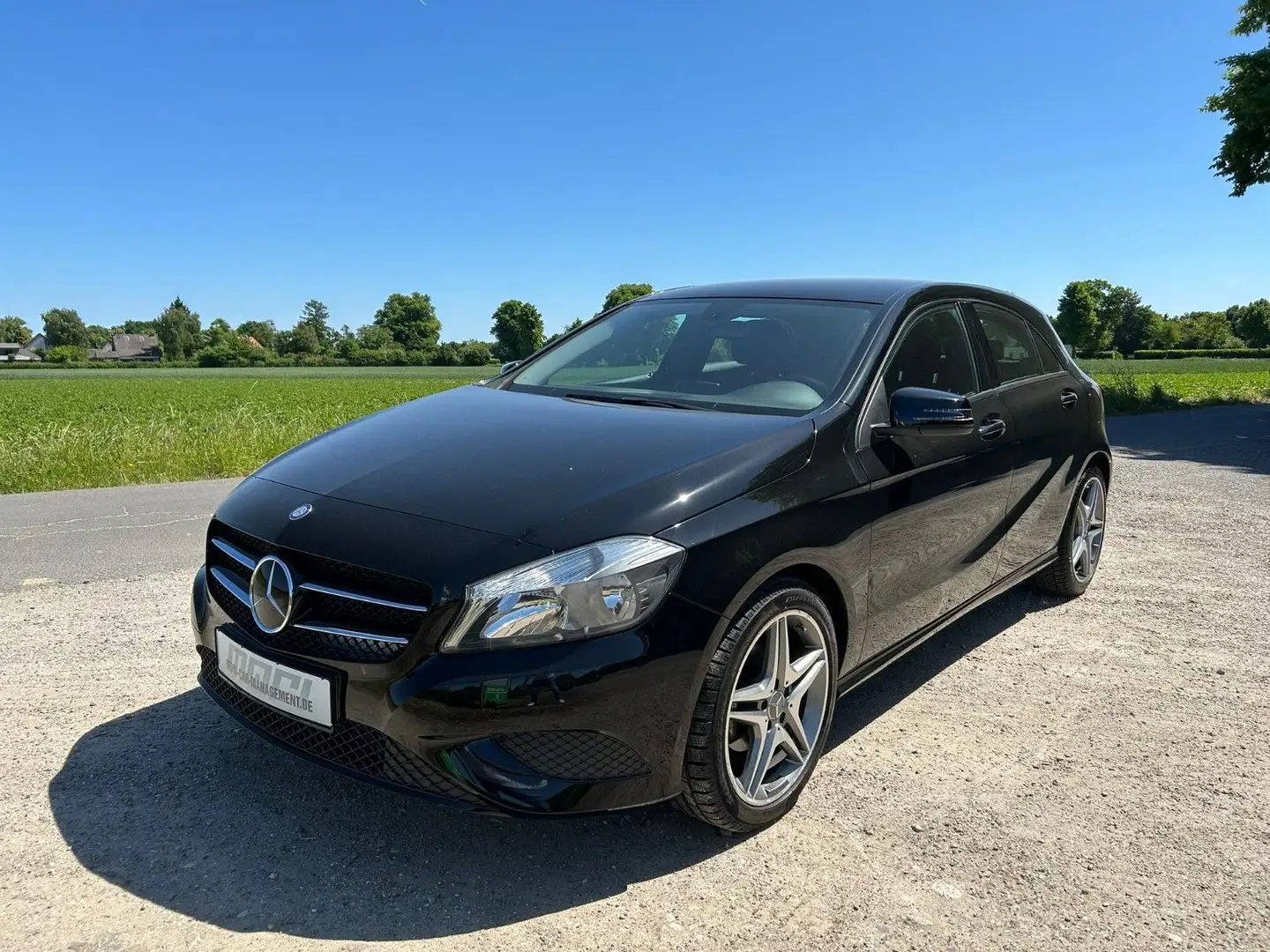 Mercedes-Benz A 180 BlueEfficiency /RFK/SHZ/ Noir - 1