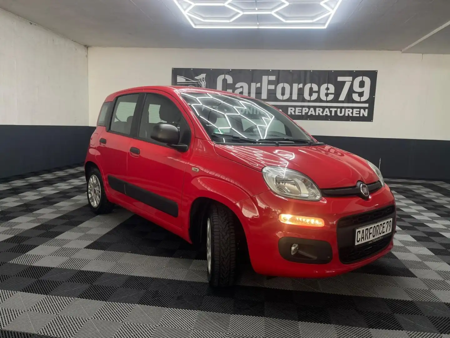 Fiat Panda 1.2 KLIMA PDC ISOFIX EL. FENSTERHEBER Klima Rot - 1