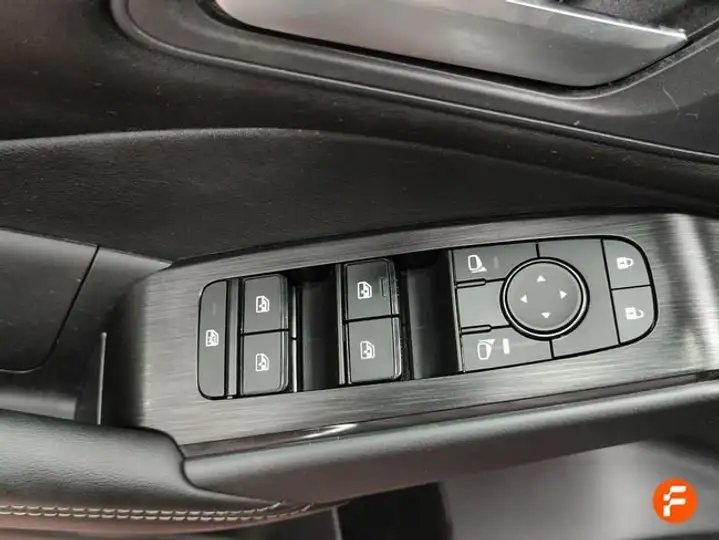 Nissan Qashqai DIG-T mHEV 4x2 Acenta (2021) 2022, foto 20