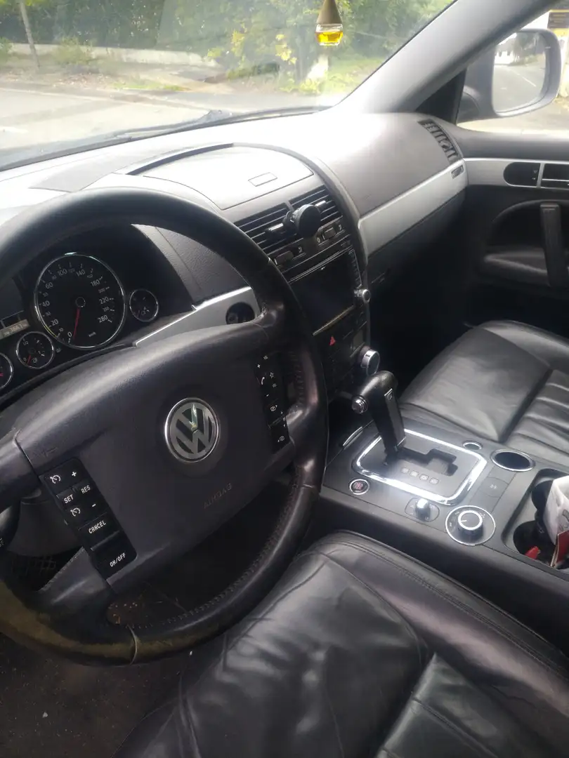 Volkswagen Touareg 3.0 V6 TDI 240 FAP Carat Edition Tiptronic A Negro - 2