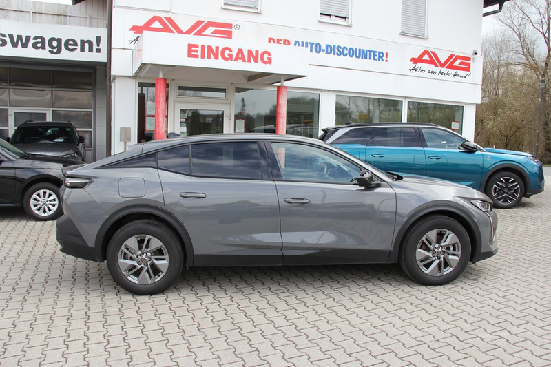 Peugeot 408 Mildd Hybrid 145PS Allure AdaptivTempomat — photo 21