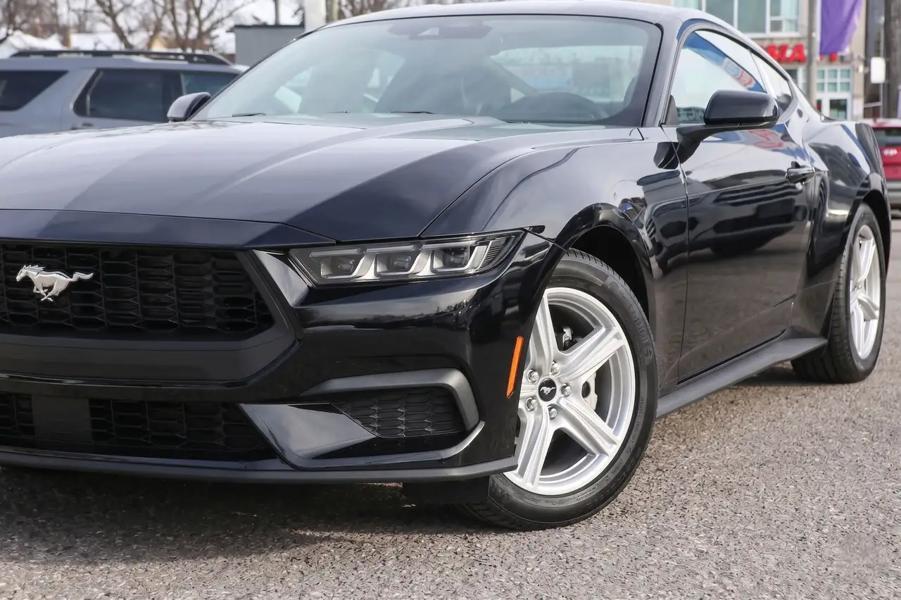 Ford Mustang снимка Ford Mustang