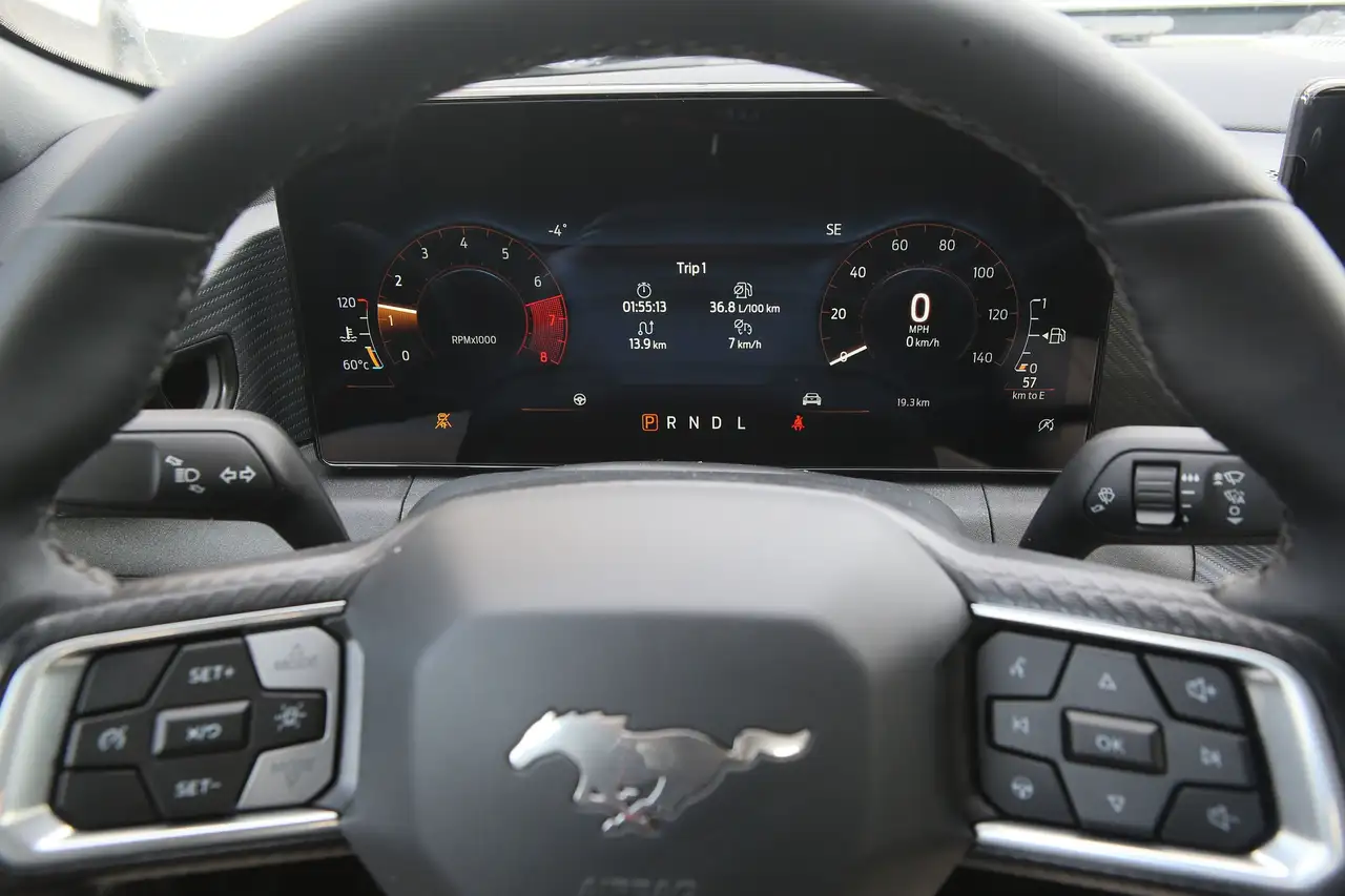 Ford Mustang снимка Ford Mustang
